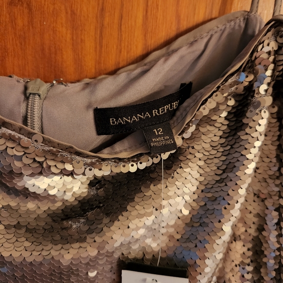Dress, sequin, Size 12, Banana Republic - Picture 2 of 2